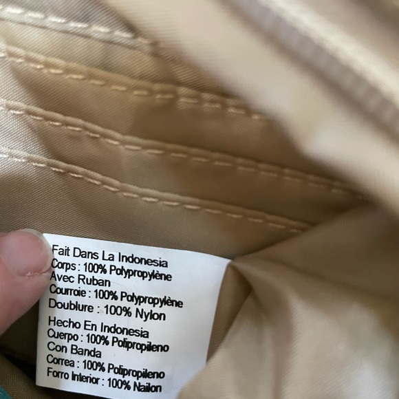 NWOT The Sak Beige Crochet Small Purse - Picture 4 of 5